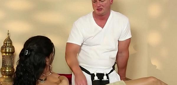  1-Very tricky massage room of bewitching masseur-2015-09-30-12-00-043